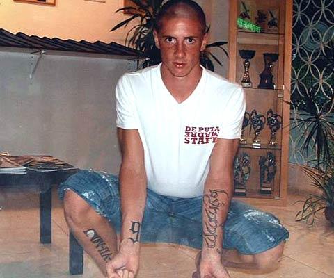 victoria beckham tatuaje espalda. tatuajes de futbolistas argentinos - tatuajes de flor de