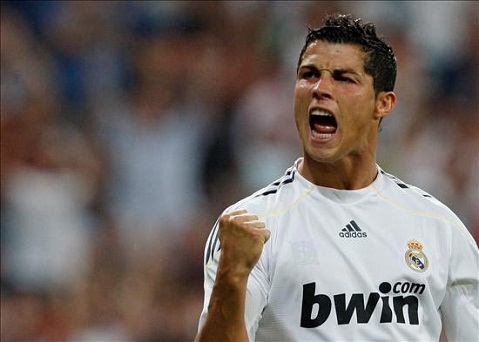 cristiano ronaldo real madrid 2010. Cristiano Ronaldo sigue