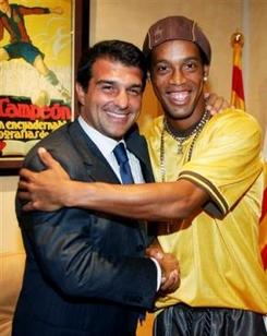 laporta_ronaldinho.jpg