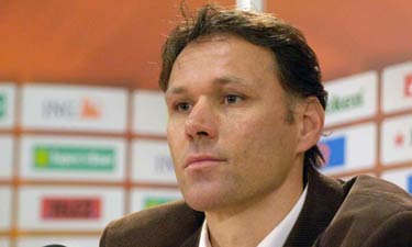 vanbasten-holand-dest.jpg