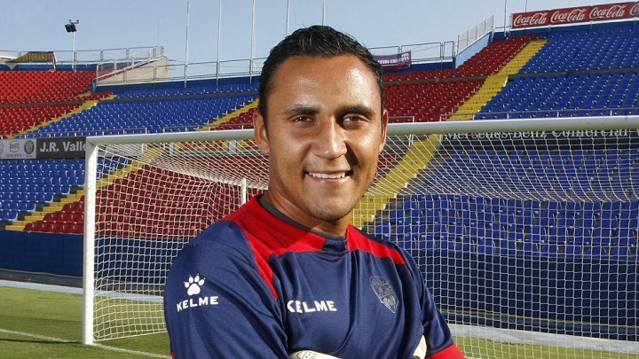 Keylor Navas Levante