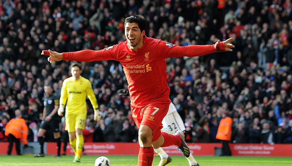 Luis Suarez celebrando un gol con el Liverpool