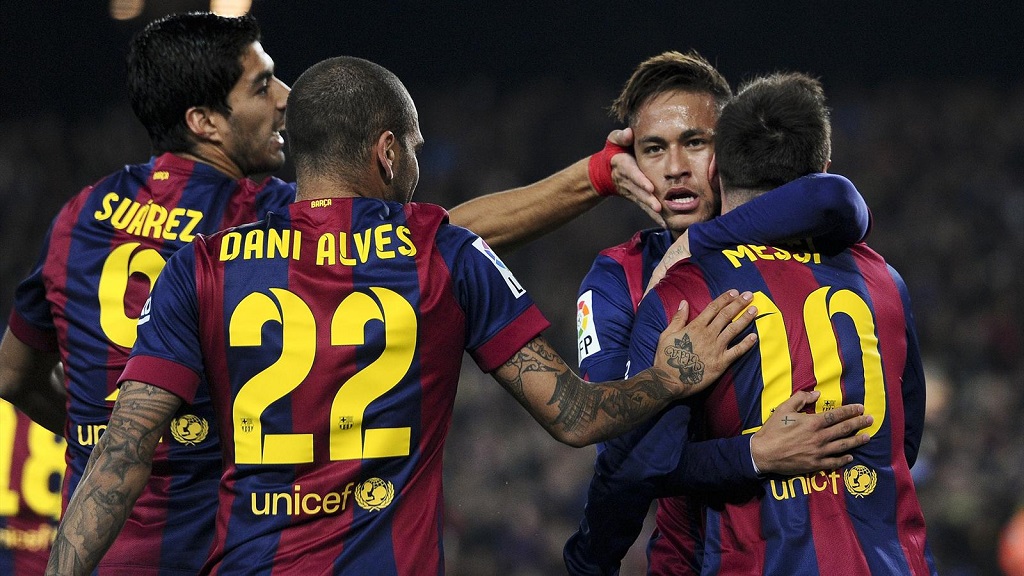 jugadoes del Barcelona celebrando un gol