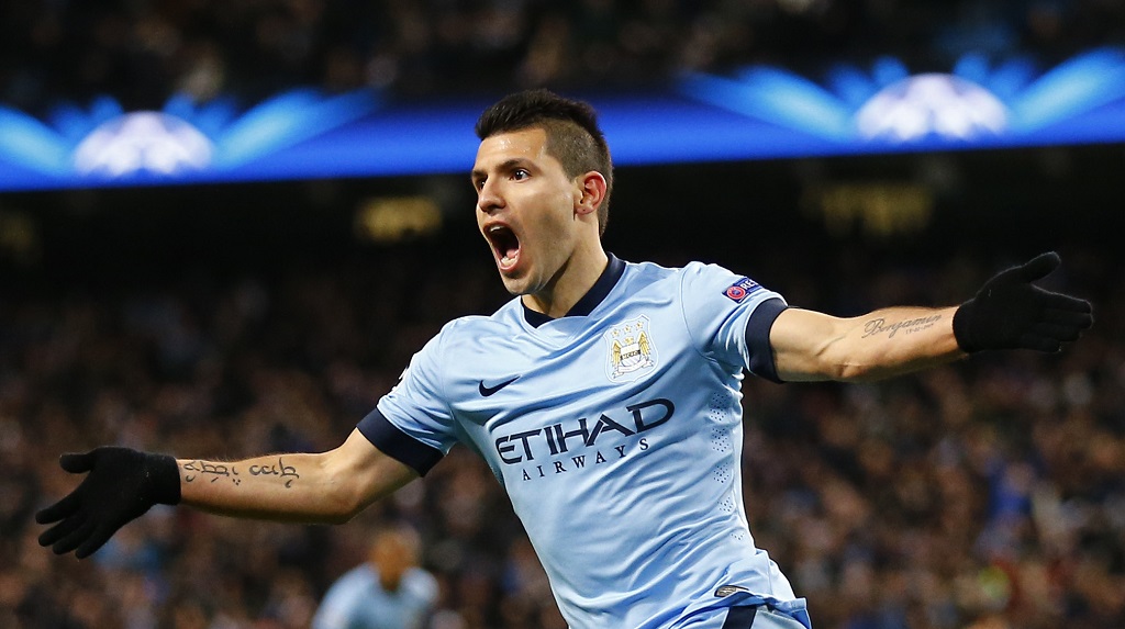 Kun Agüero celebrando su gol