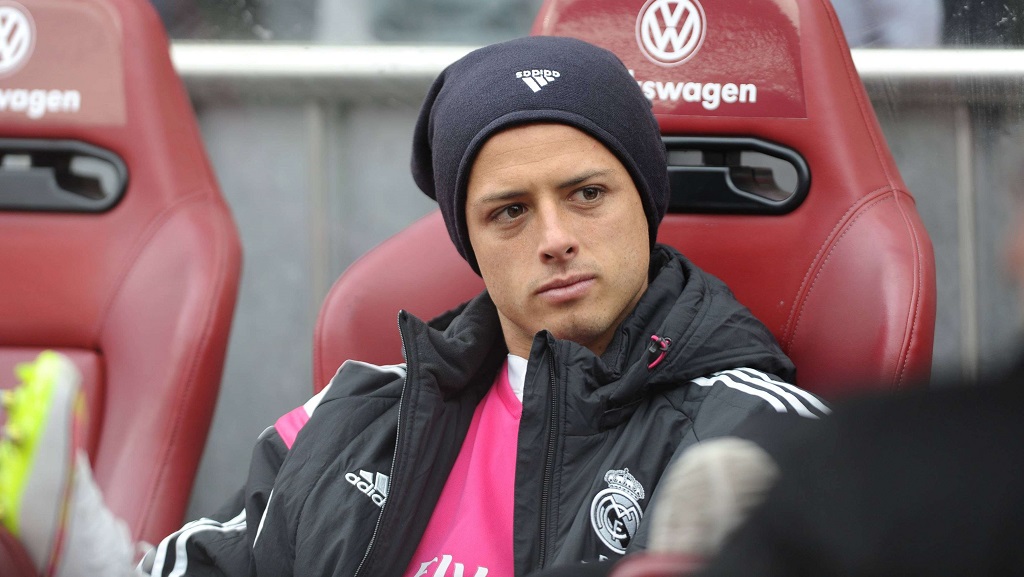 Chicharito Hernández en el banquillo