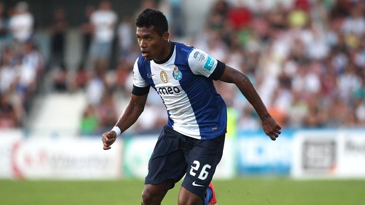 Alex Sandro Oporto 2