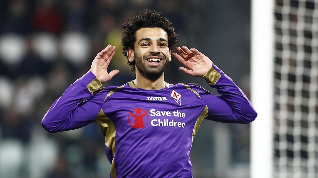 Salah celebrando un gol con la Fiorentina