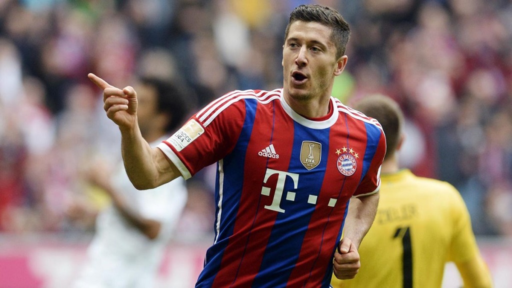 Robert Lewandowski celebrando un gol