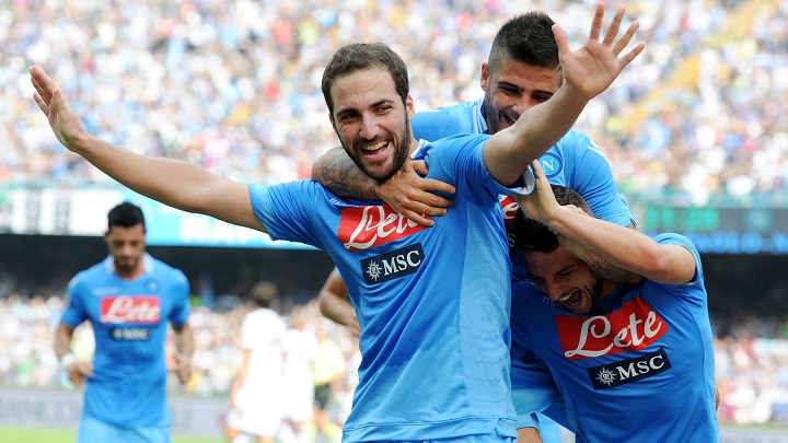 Gonzalo Higuain celebrando un gol