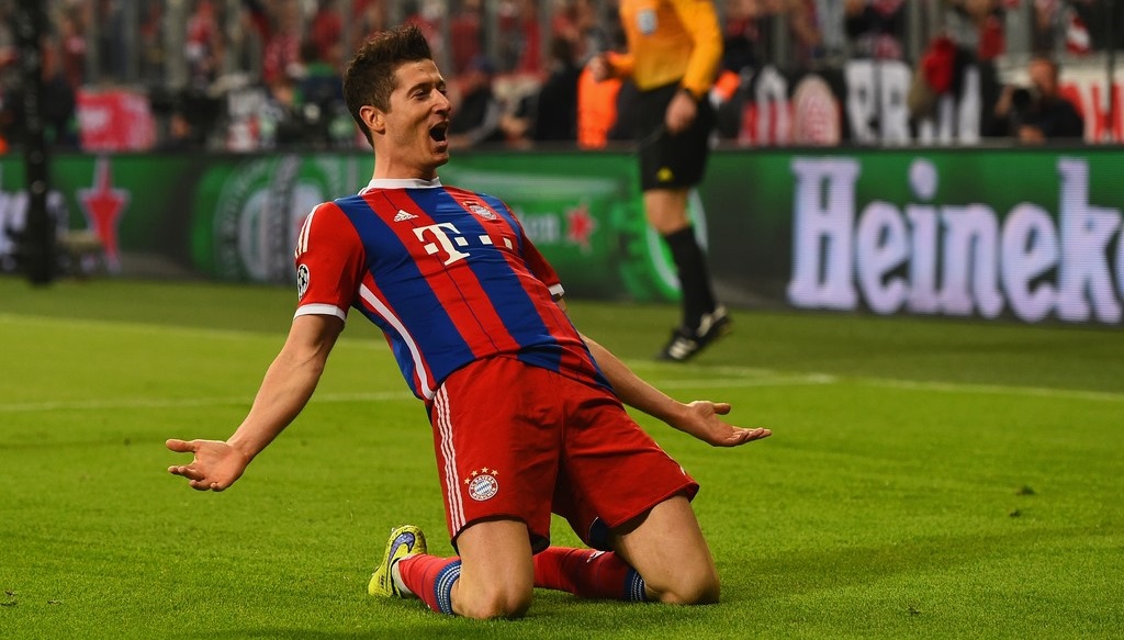 Lewandowski celebrando un gol