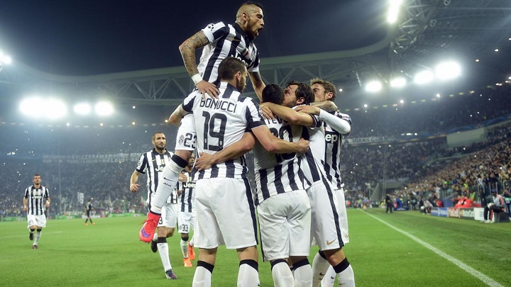 Juventus celebrando