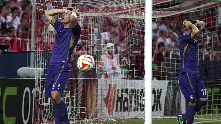 Mario Gomez lamentandose