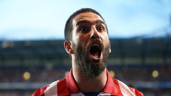 Arda Turan celebrando un gol