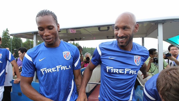 Drogba y Anelka en Shanghai