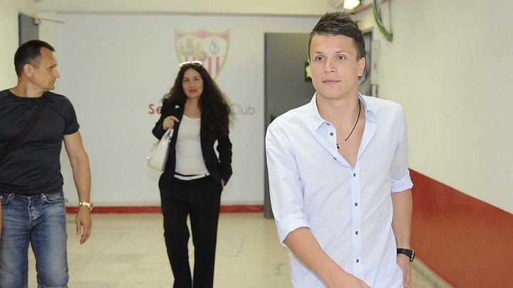 Konoplyanka en el Pizjuan