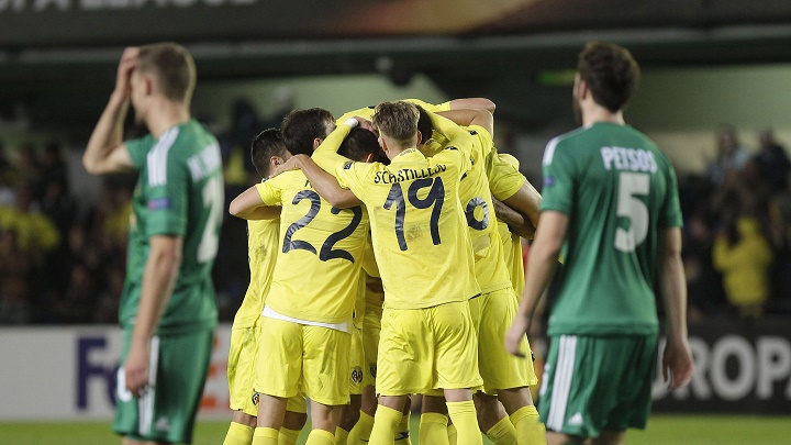 Jugadores Villarreal celebrando un gol