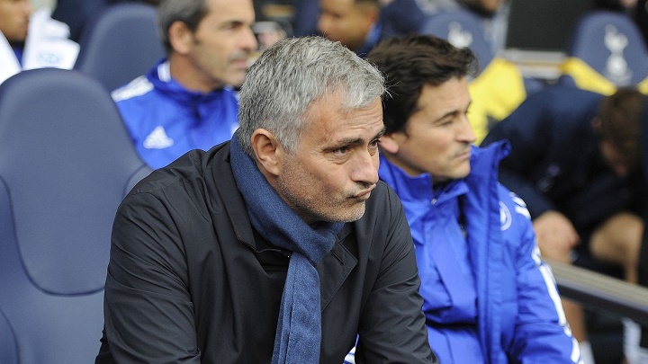 Jose Mourinho banquillo 2