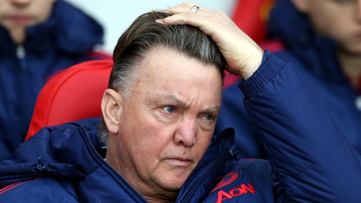 Louis van Gaal preocupado