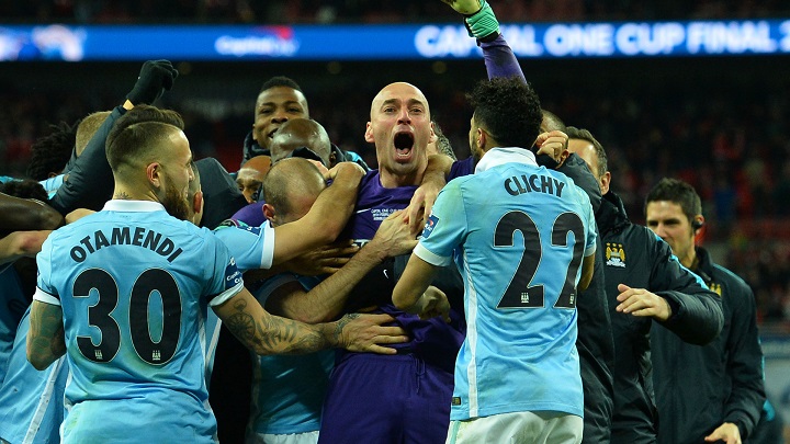 Willy Caballero con sus compañeros