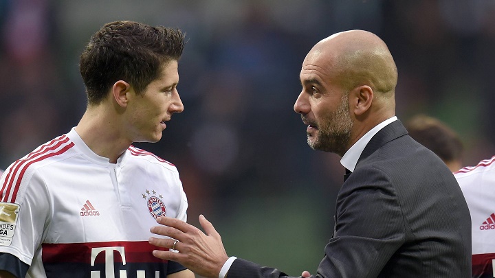 Pep Guardiola y Robert Lewandowski