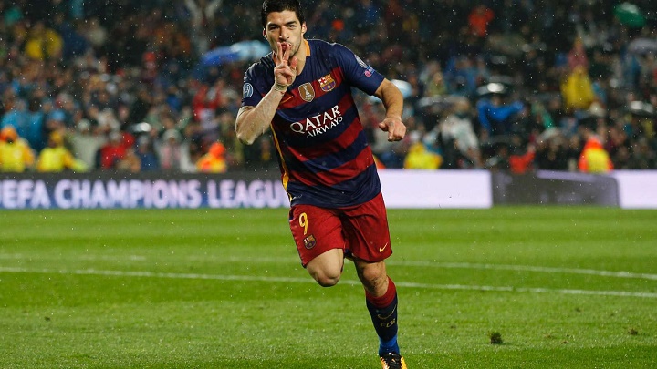 Luis Suarez celebrando un gol