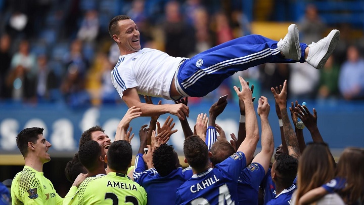 John Terry manteado