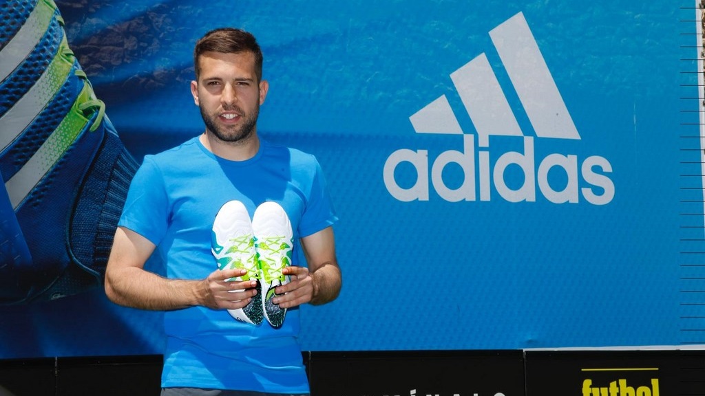 presentacion botas Jordi Alba 3