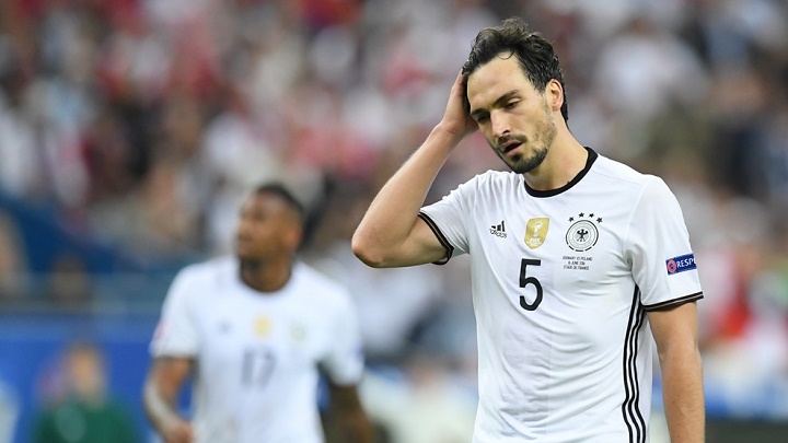 Mats Hummels peinandose