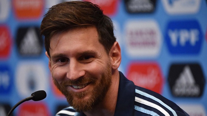 Leo Messi sonriendo