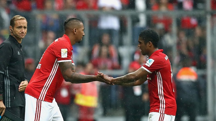 douglas-costa-lesionado