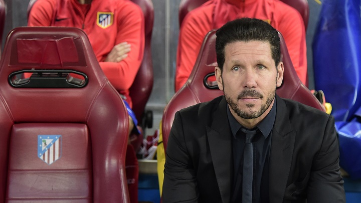 Simeone en el banquillo