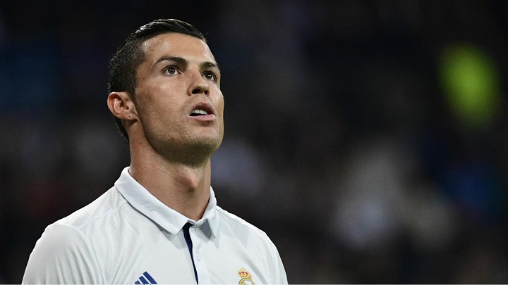 cristiano-pensativo