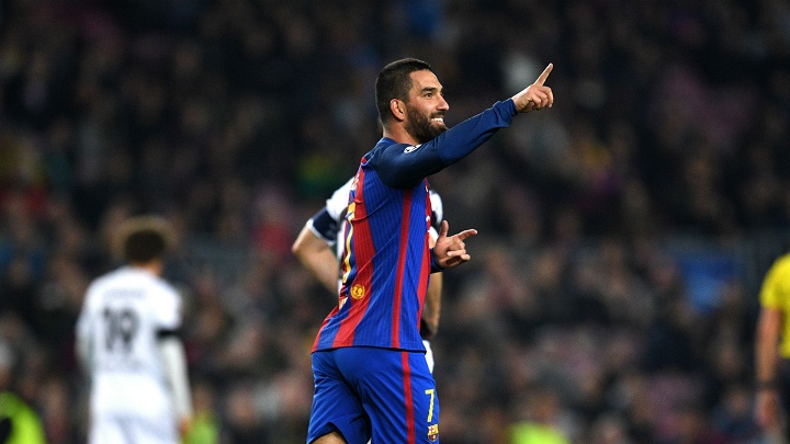 Arda-Turan-celebrando-un-gol