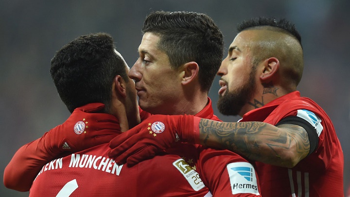 Thiago-Lewandowski-y-Arturo-Vidal