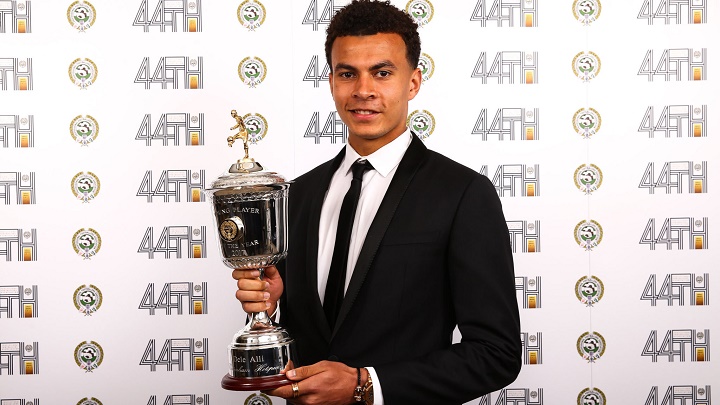 Dele-Alli-trofeo