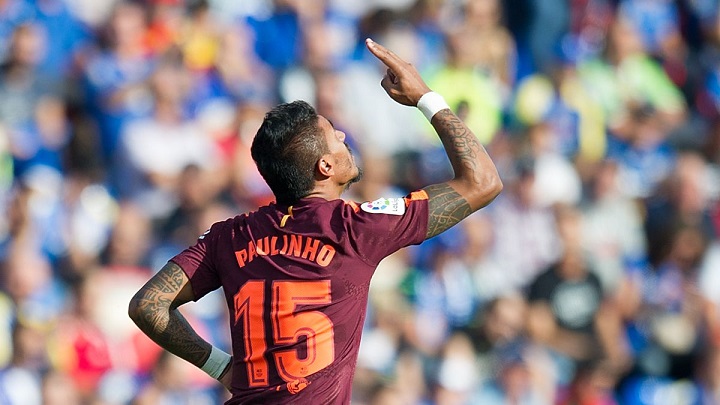 Paulinho-celebrando-gol