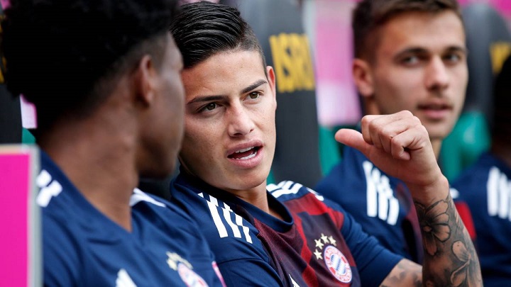 James-Rodriguez-banquillo