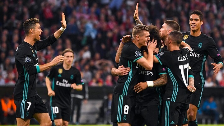 Madrid-celebrando-un-gol