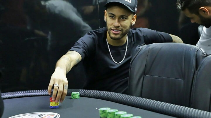 Neymar-jugando-al-poker