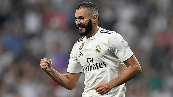 Karim-Benzema-feliz